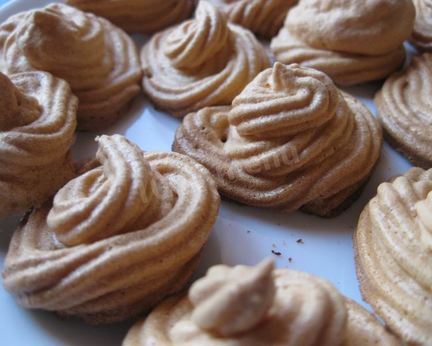 Безе на белках и пудре