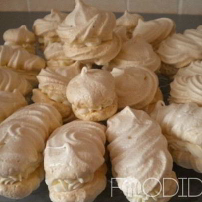 Безе с кремом