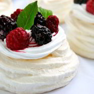 Рецепт Безе с ягодами