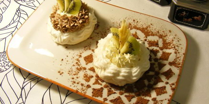 Рецепт корзинок безе с кремом шарлотт и фруктами