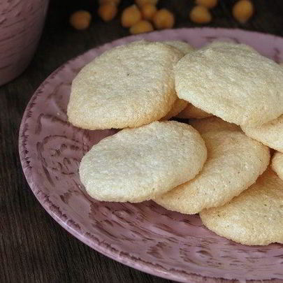 Нутово-миндальные безе