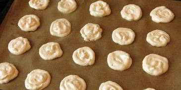 нутово-миндальные безе