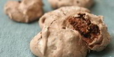 шоколадное безе с миндалем