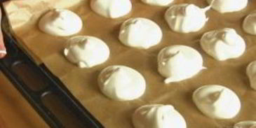 торт-безе со сгущенкой