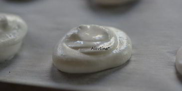 украшения из безе с шоколадом