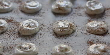 украшения из безе с шоколадом