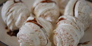 украшения из безе с шоколадом