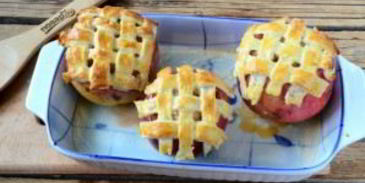 фаршированные яблоки в духовке