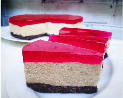 Чизкейк с халвой без выпечки