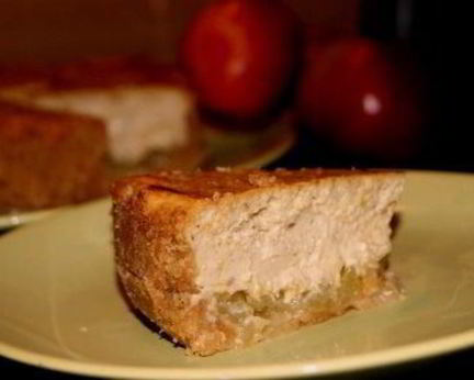 Чизкейк с халвой и карамельными яблочками