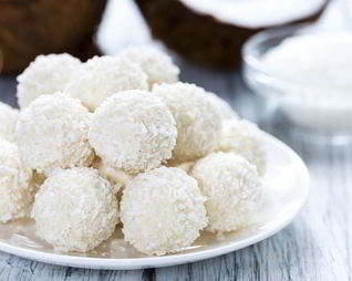 Кокосовые конфеты с миндалем
