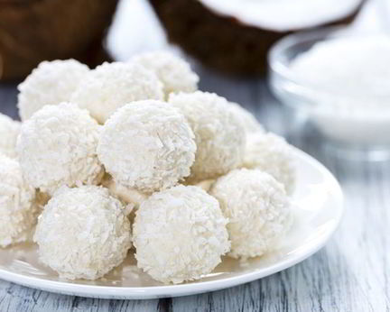 Кокосовые конфеты с миндалем