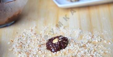 шоколадные конфеты с фундуком