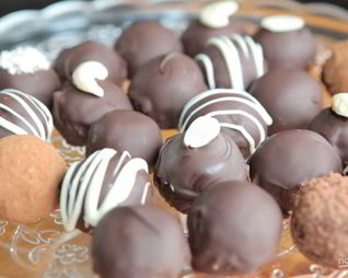 Шоколадные конфеты с орехами и коньяком