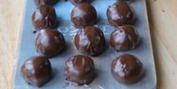 шоколадные конфеты с орехами и коньяком