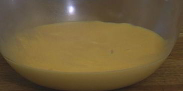 баварский крем с ягодным соусом