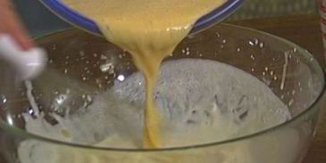 баварский крем с ягодным соусом