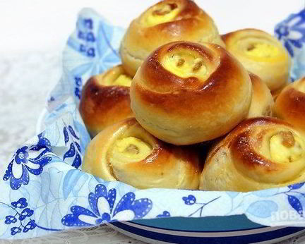 Булочки с творожным кремом