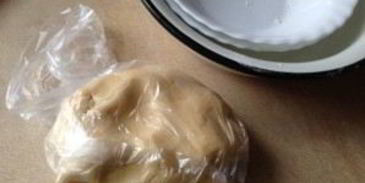 корзиночки из песочного теста с заварным кремом