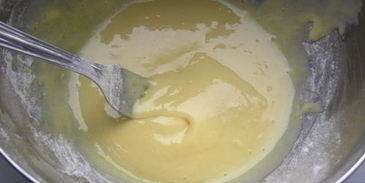 слоеные коржики с заварным кремом