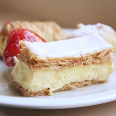 Слоеные полоски с кофейным кремом