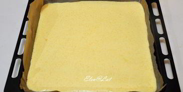 тыквенный рулет со сливочным кремом и карамельными яблочками