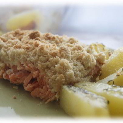 Лососевый крамбл