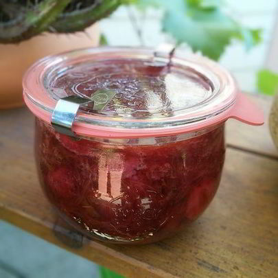 Мармелад из ревеня и клубники с мятой