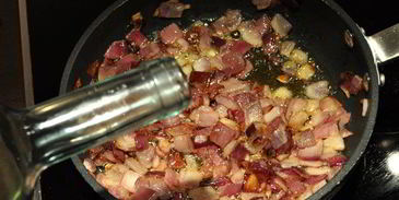 стейк с соусом луковый мармелад