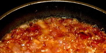 стейк с соусом луковый мармелад