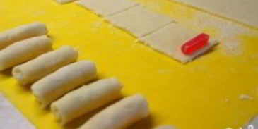 творожные трубочки с мармеладом