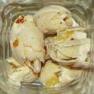 Рецепт Медового мороженого с кизилом и ананасом