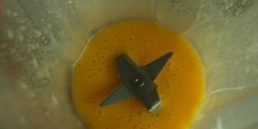 мороженое медово-лимонное с орехами