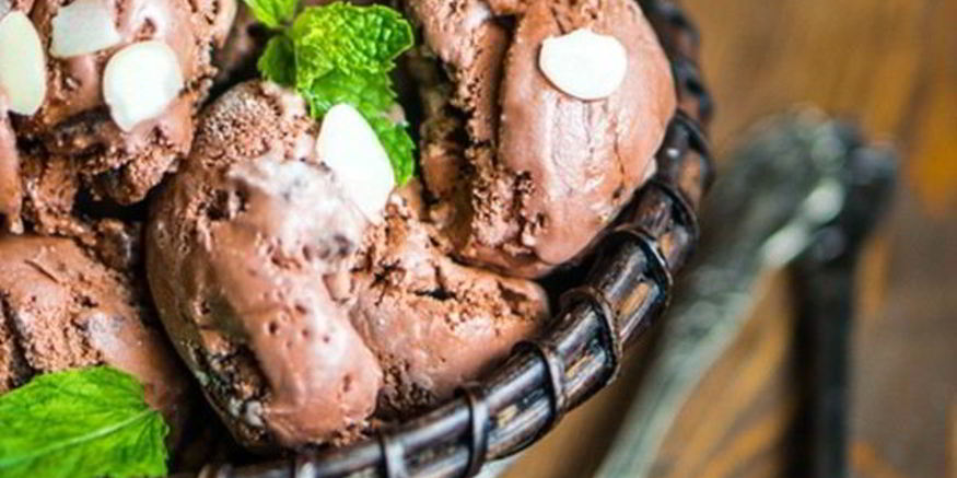 Рецепт шоколадна-миндального мороженого