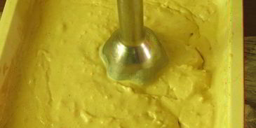 соленое мороженое с крабовыми палочками