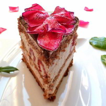 Торт-мороженое Малиново-розовая симфония