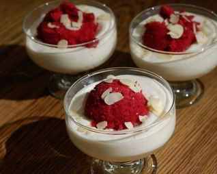 Йогуртовый мусс с гранитой