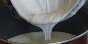 йогуртовый мусс с красной смородиной