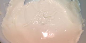 мусс из белого шоколада с персиками