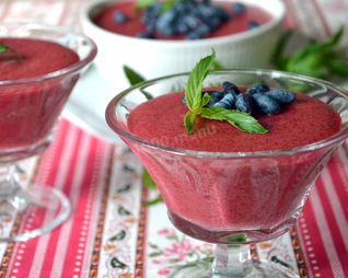 Мусс из жимолости