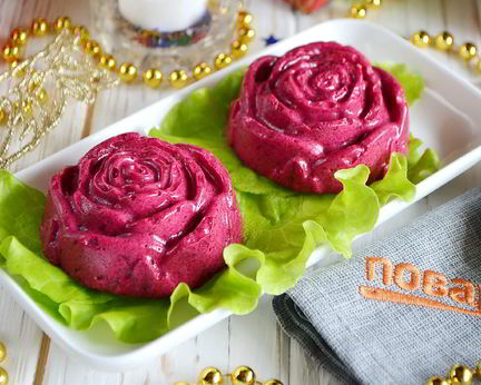 Пикантный свекольный мусс с селедкой