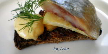 сельдь с картофелем и муссом из хрена