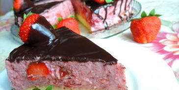 торт-мусс клубника в шоколаде