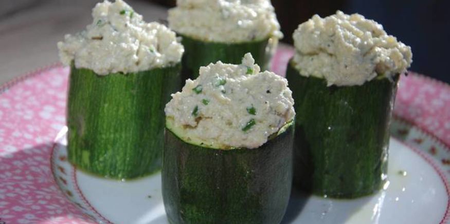 Рецепт цукини, фаршированные муссом из артишоков