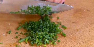 цукини, фаршированные муссом из артишоков