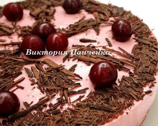 Вишнево-шоколадный торт-мусс