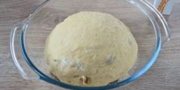 дрожжевой кулич
