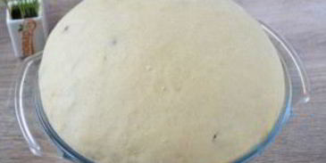 дрожжевой кулич