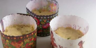 кулич пасхальный медовый на воде с цукатами и изюмом