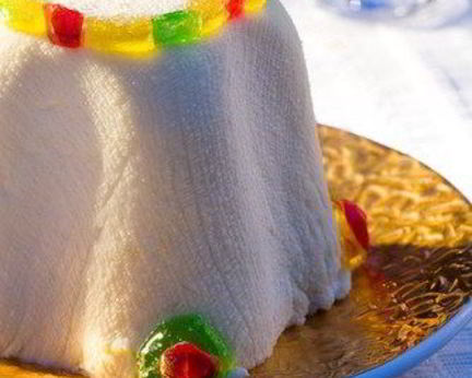 Пасха с изюмом, лимоном и кардамоном